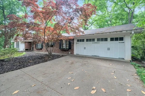 $5,500 | 5592 Colton Drive Northeast, Atlanta, GA 30342