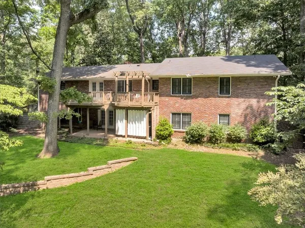 $5,500 | 5592 Colton Drive Northeast, Atlanta, GA 30342