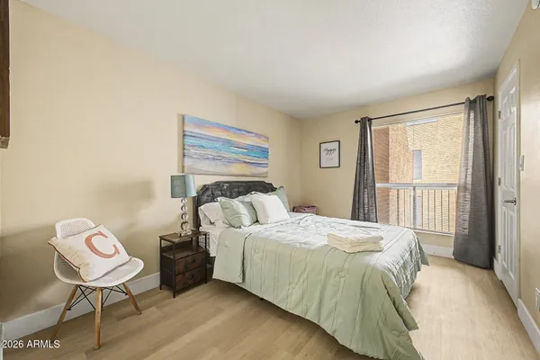 $240,000 | 2625 East Indian School Road, Unit 222, Phoenix, AZ 85016