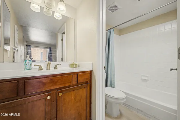 $240,000 | 2625 East Indian School Road, Unit 222, Phoenix, AZ 85016