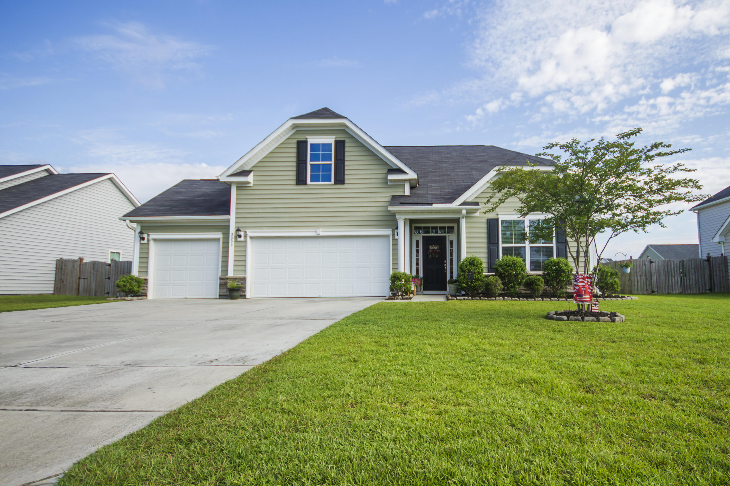 2029 Triple Crown Lane Ridgeville, SC 29472 - Photo 1 of 34 excellent curb appeal