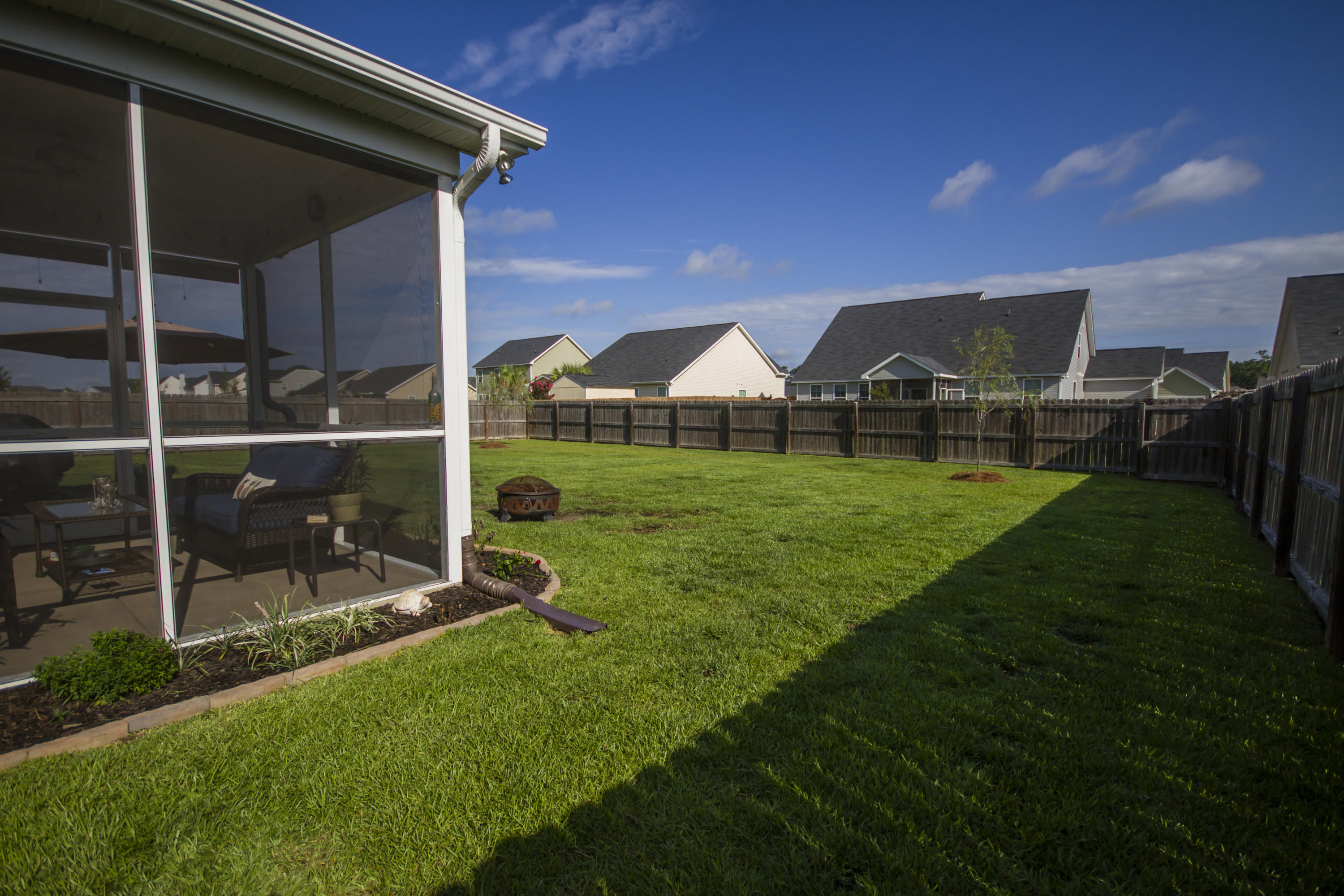 2029 Triple Crown Lane Ridgeville, SC 29472 - Photo 29 of 34 backyard