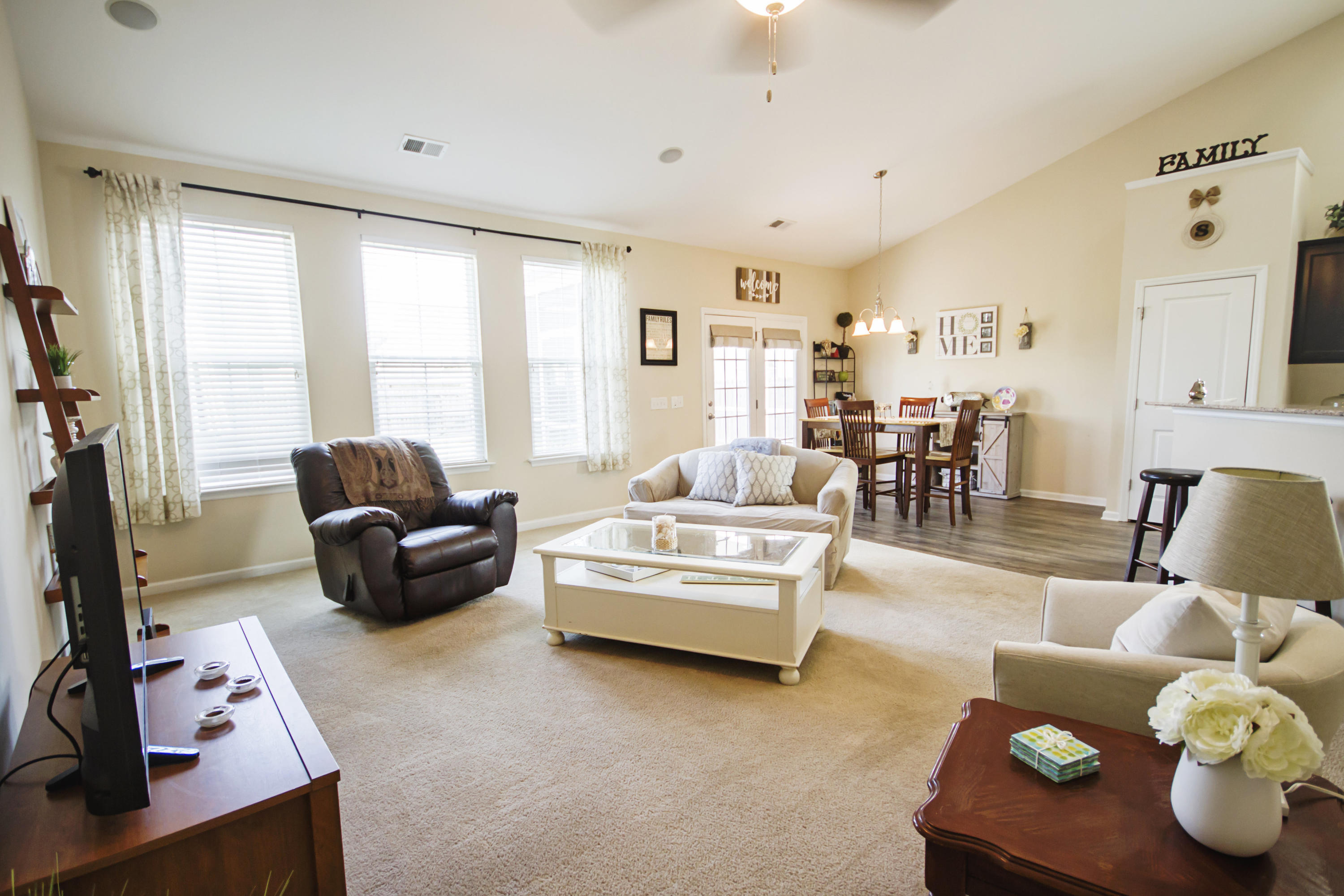 2029 Triple Crown Lane Ridgeville, SC 29472 - Photo 7 of 34 living room