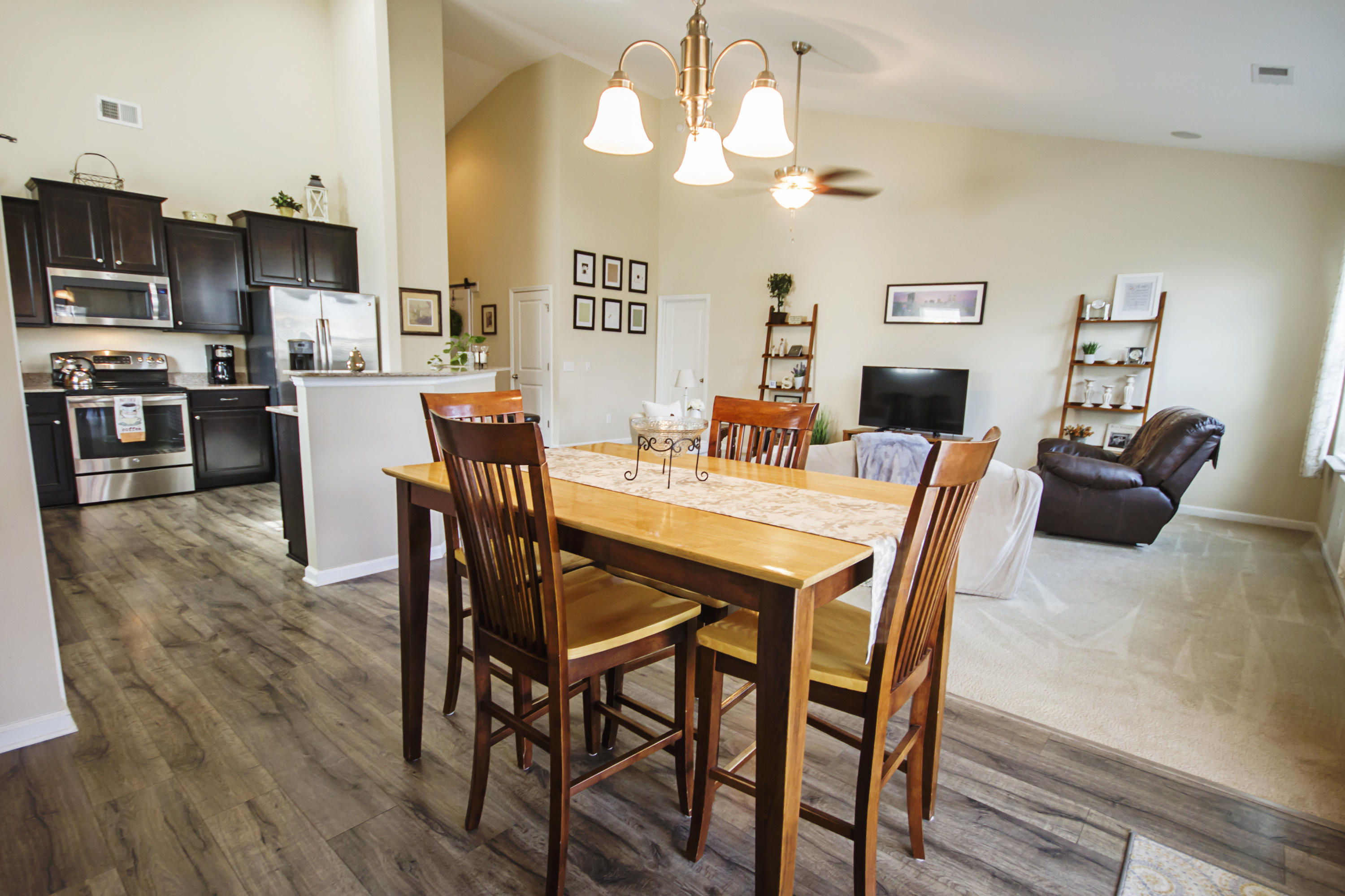 2029 Triple Crown Lane Ridgeville, SC 29472 - Photo 9 of 34 dining area