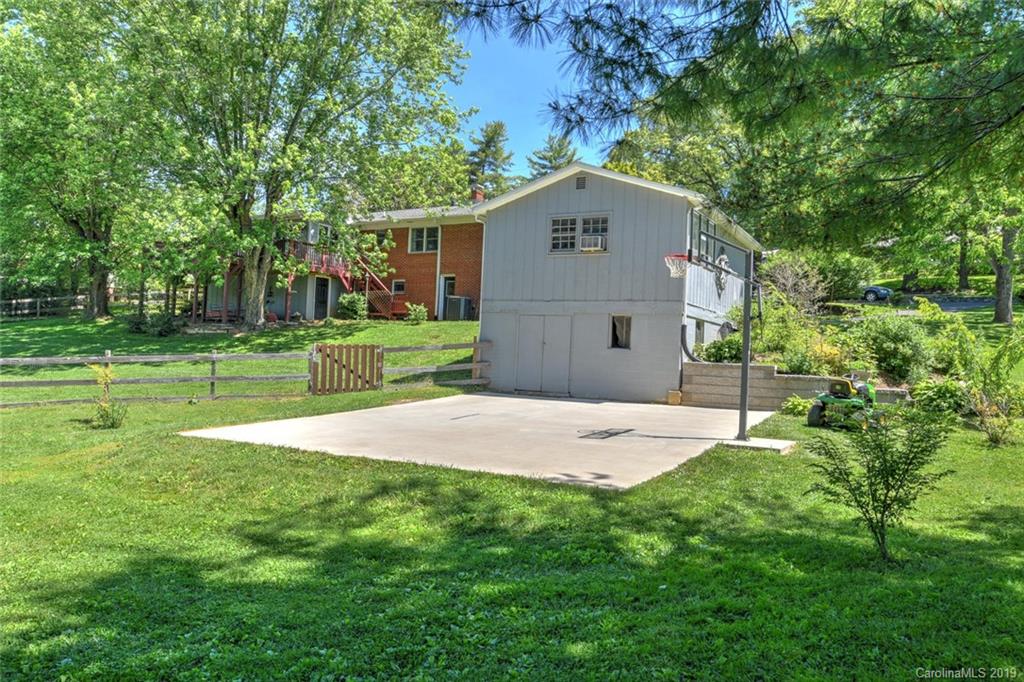 6 Ballard Road Weaverville, NC 28787 - Photo 10 of 39 Gallery Image 10