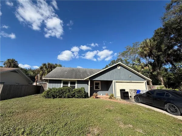 $270,000 | 6526 4th Street, Vero Beach, FL 32968