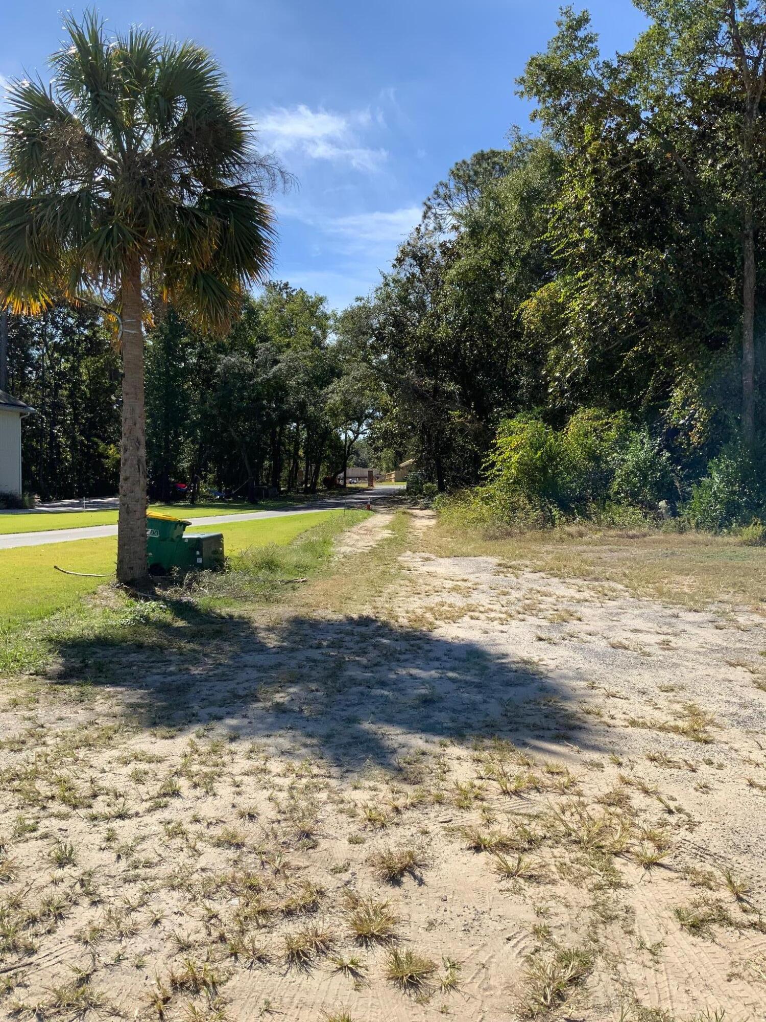 104 Northeast Harris Road Fort Walton Beach, FL 32547 - Photo 3 of 5 IMG_0231
