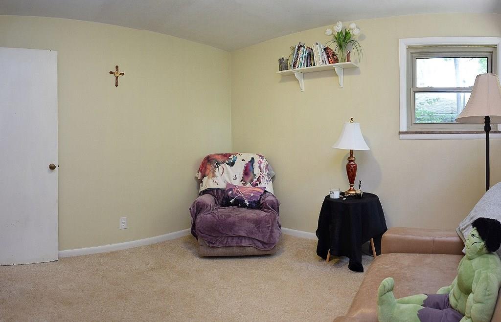 10227 Ruckle Street Indianapolis, IN 46280 - Photo 15 of 24 Gallery Image 15