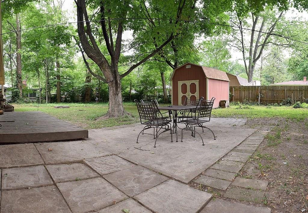10227 Ruckle Street Indianapolis, IN 46280 - Photo 22 of 24 Gallery Image 22