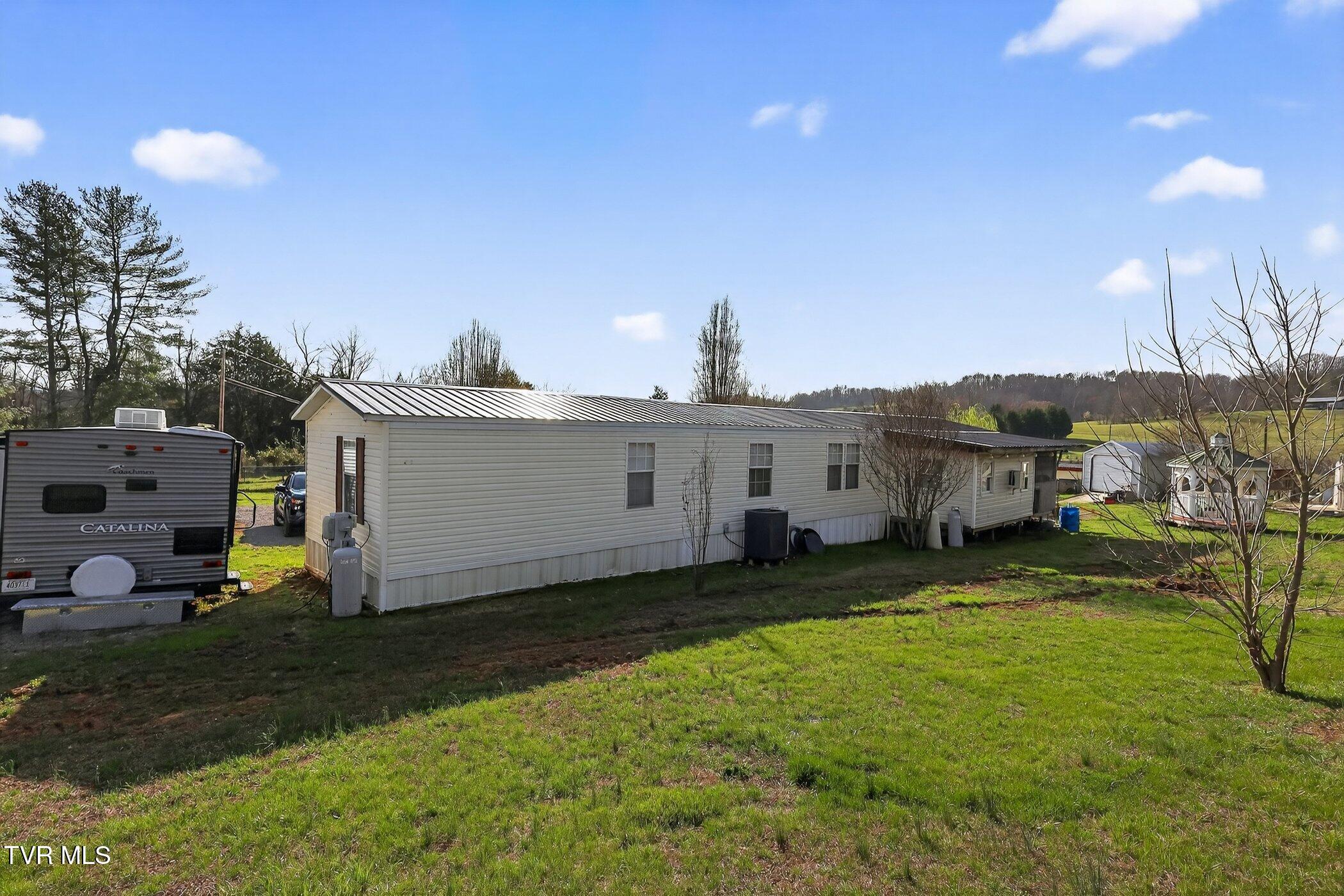 393 Meadow Creek Road Bristol, TN 37620 - Photo 24 of 41 393-Meadow-Creek-Rd-WindowStill-Real-Est