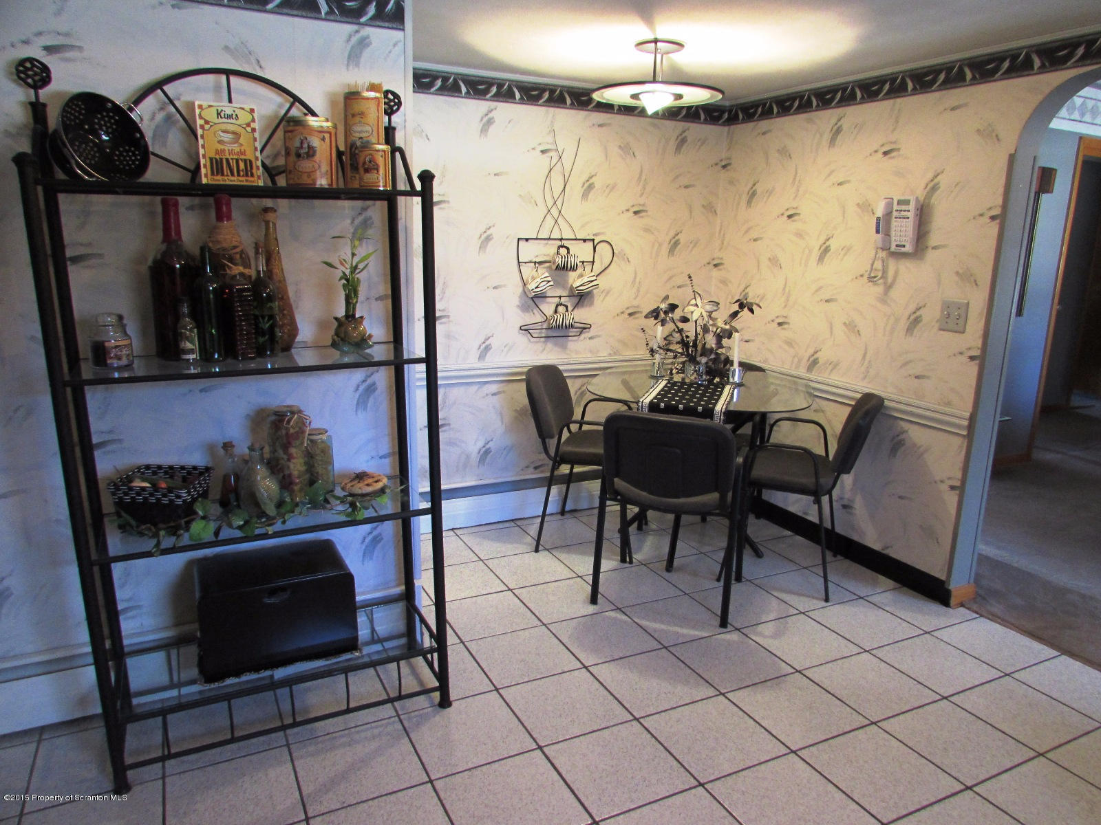 202 Sunset Road Moscow, PA 18444 - Photo 15 of 38 Gallery Image 15