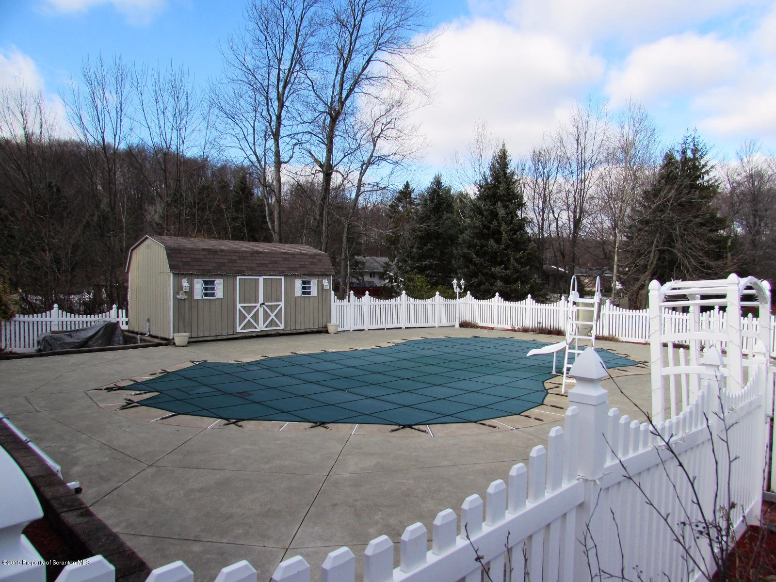 202 Sunset Road Moscow, PA 18444 - Photo 6 of 38 Gallery Image 6