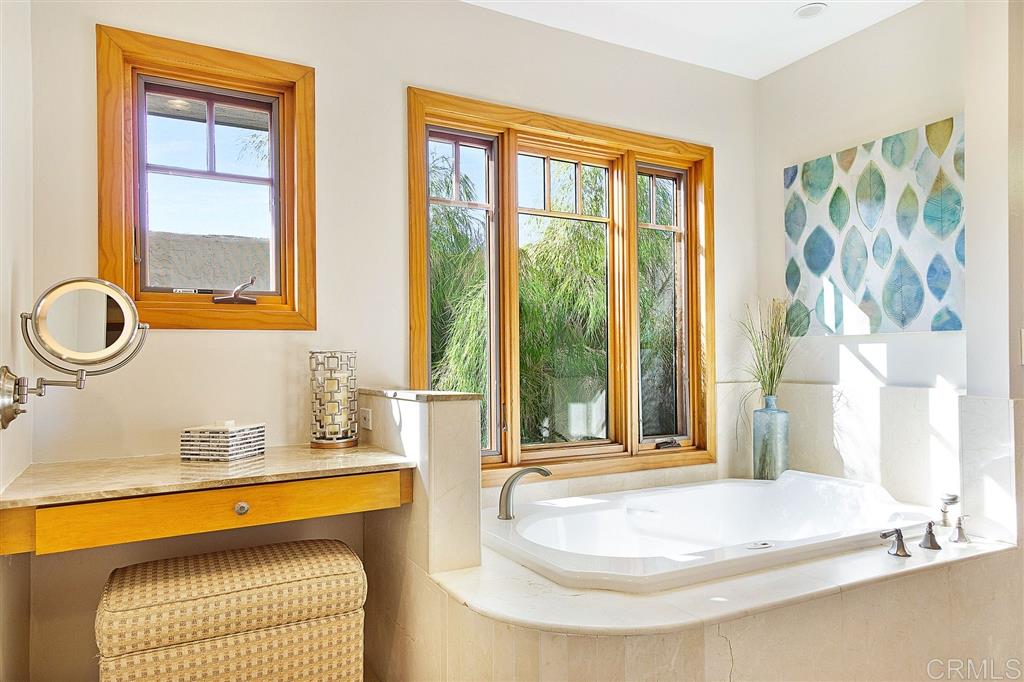 1048 Via Mil Cumbres Solana Beach, CA 92075 - Photo 12 of 25