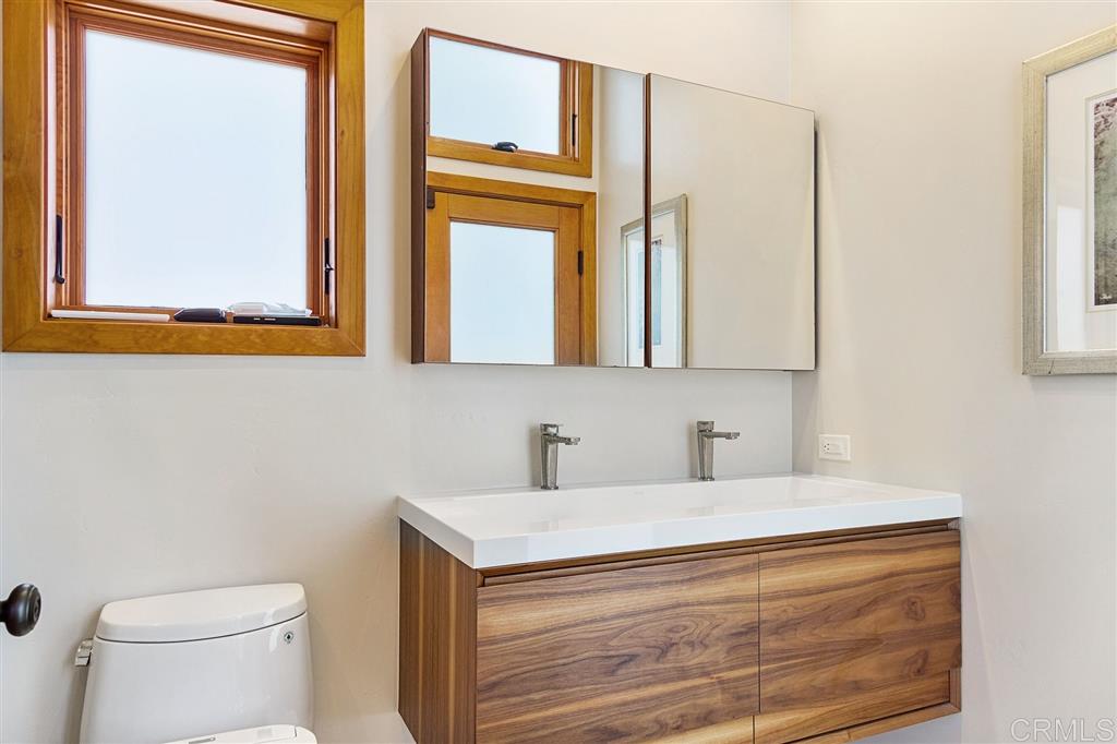 1048 Via Mil Cumbres Solana Beach, CA 92075 - Photo 14 of 25