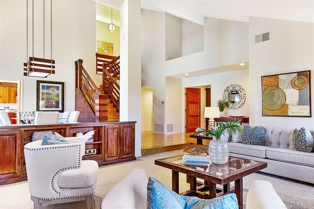 1048 Via Mil Cumbres Solana Beach, CA 92075 - Photo 3 of 25