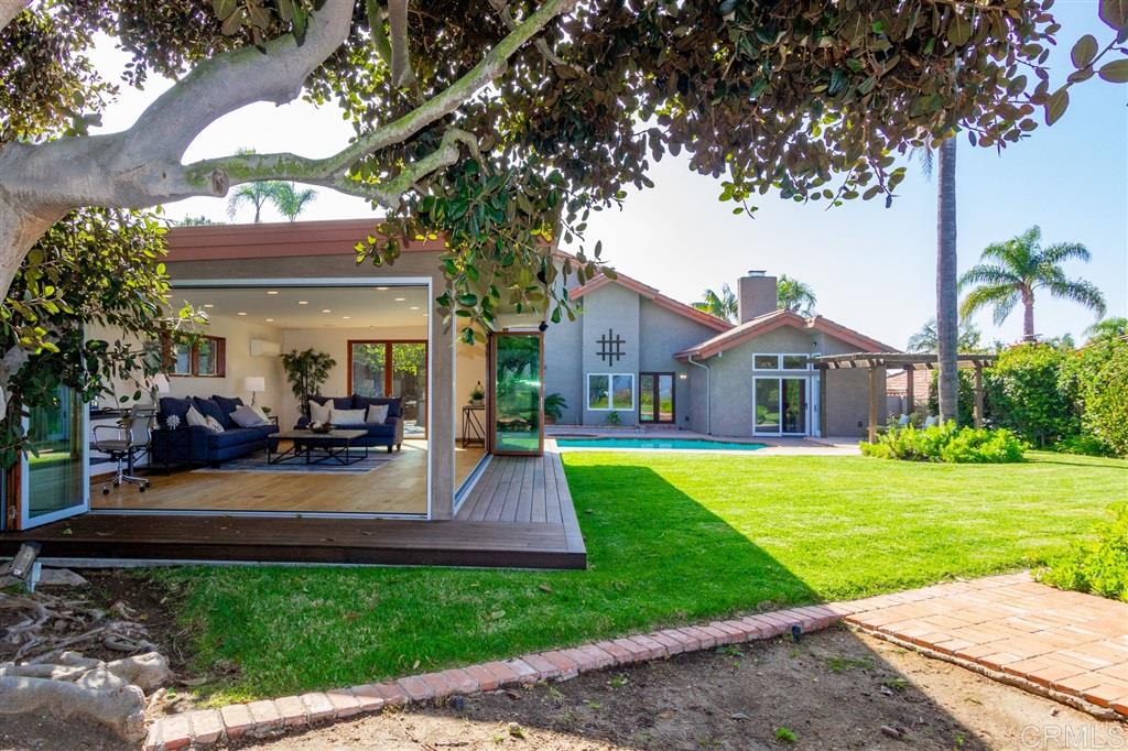 1048 Via Mil Cumbres Solana Beach, CA 92075 - Photo 22 of 25