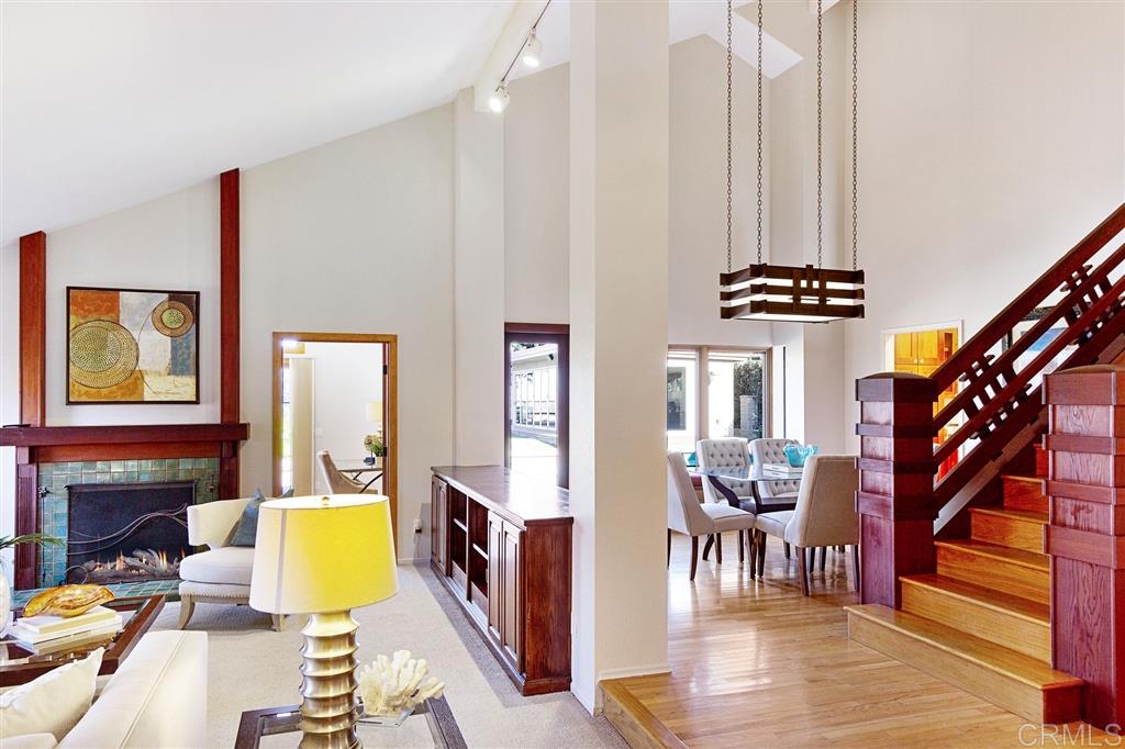 1048 Via Mil Cumbres Solana Beach, CA 92075 - Photo 4 of 25