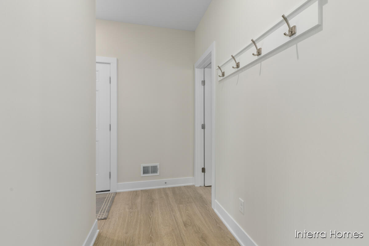 343 Seneca Ridge Drive, Unit 40 Middleville, MI 49333 - Photo 11 of 18 40 SN_Cascade_1009