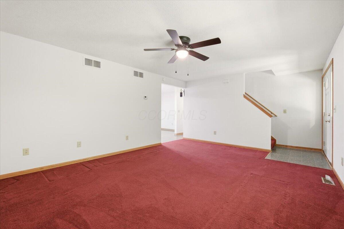 562 Terrace Ridge Circle Howard, OH 43028 - Photo 3 of 40