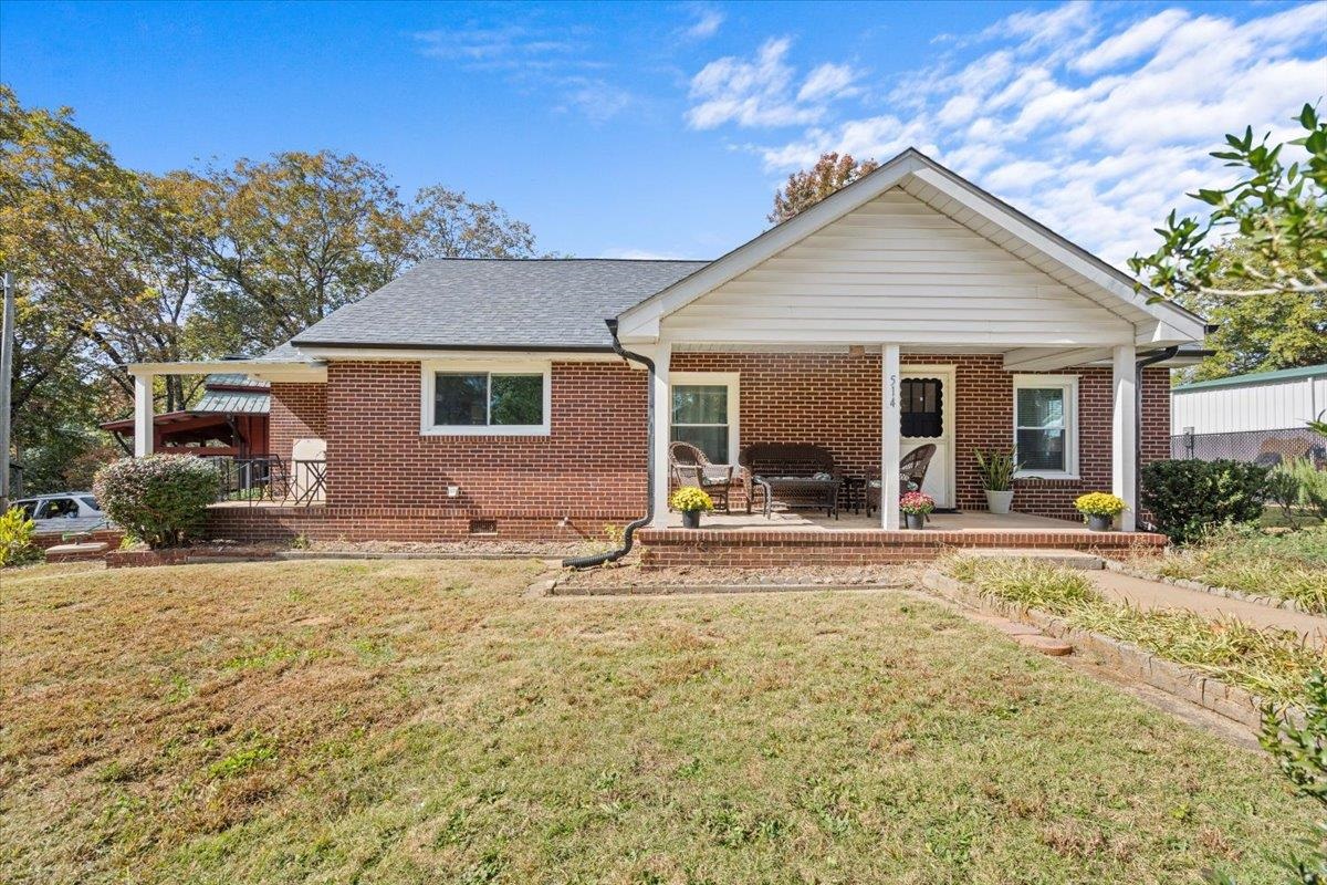 514 North Ford Road Greer, SC 29651 - Photo 3 of 28