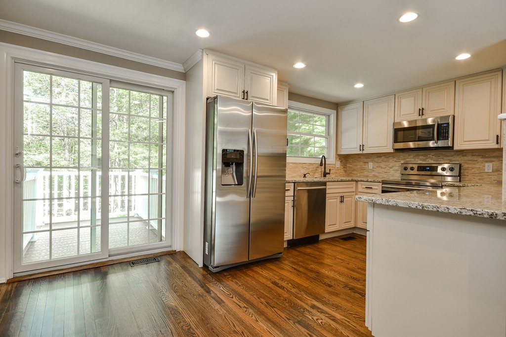 39 Lyman Road Framingham, MA 01701 - Photo 7 of 30 Gallery Image 7
