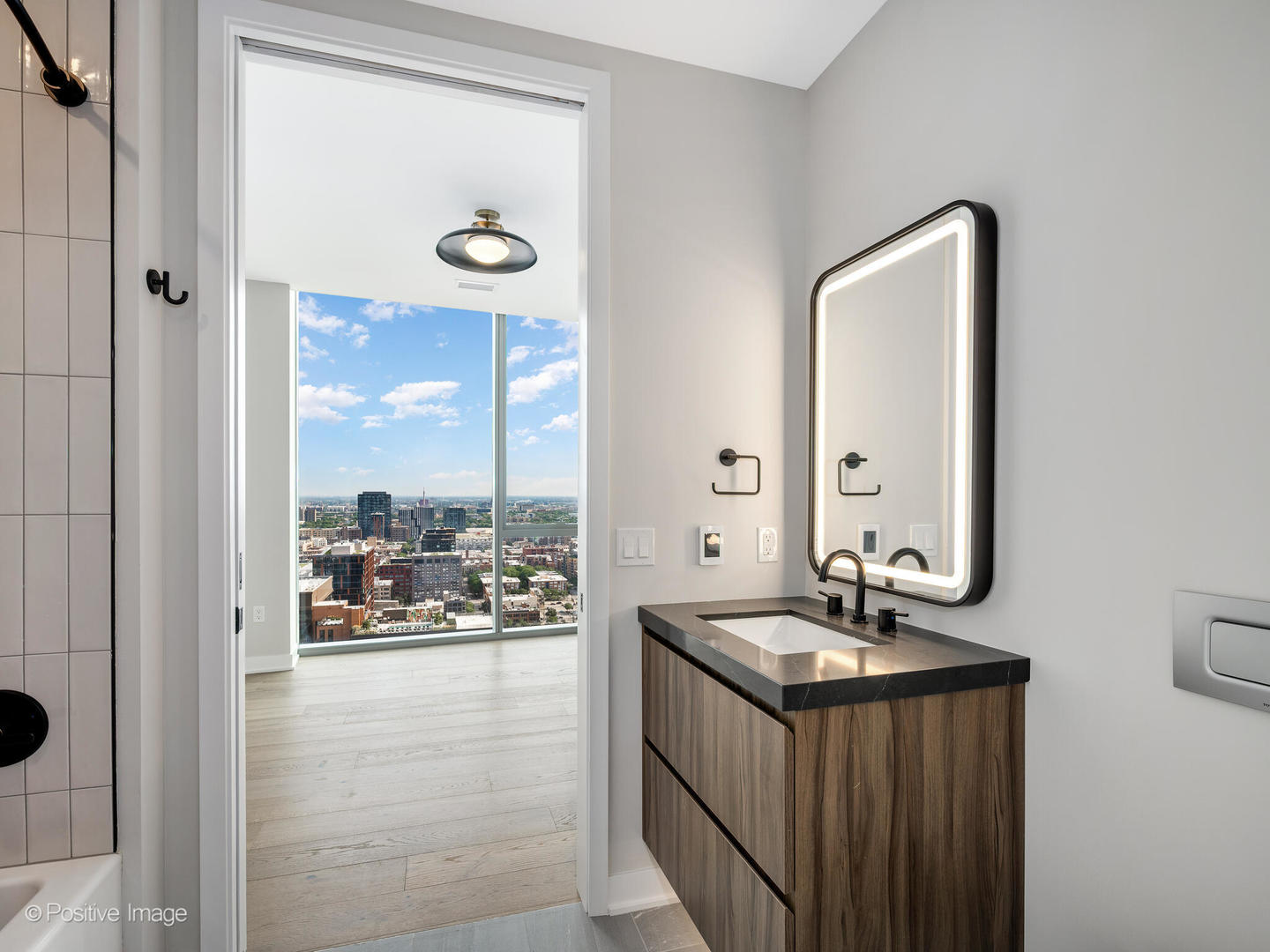 1114 West Carroll Avenue, Unit PH3304 Chicago, IL 60607 - Photo 21 of 44