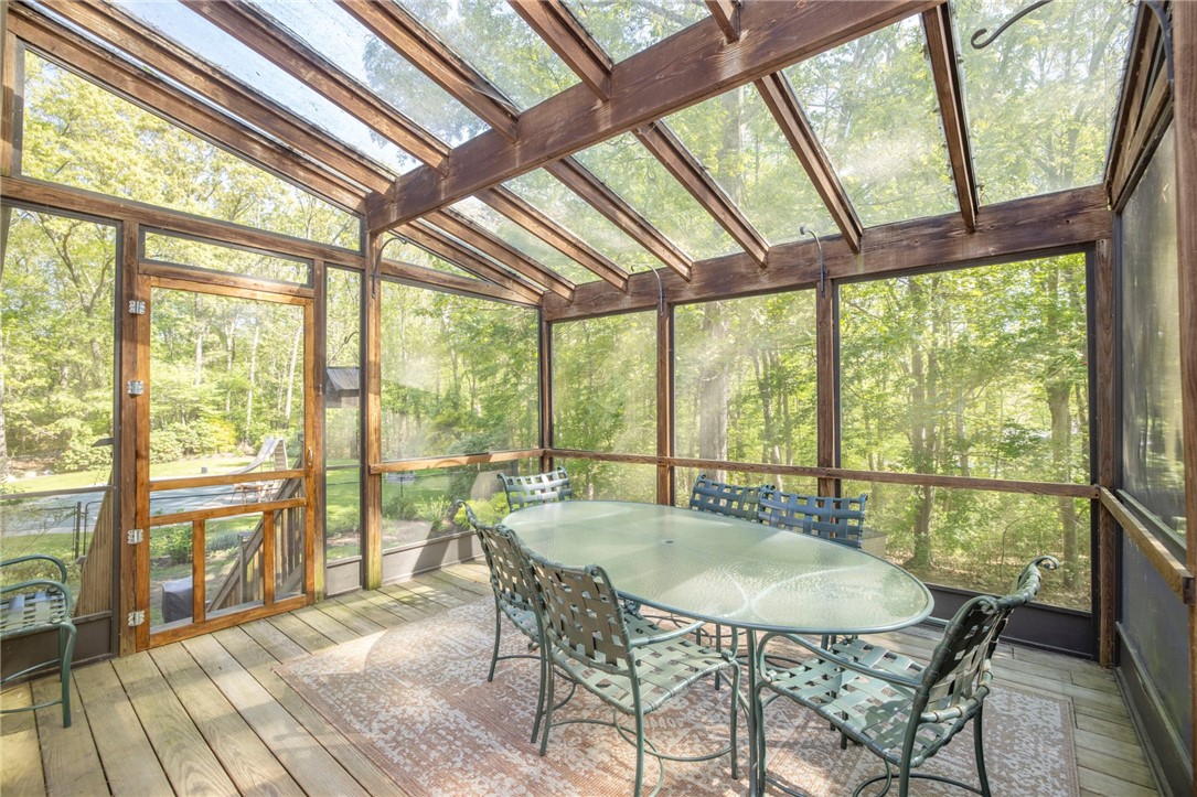 517 Middle Road East Greenwich, RI 02818 - Photo 11 of 39 Gallery Image 11
