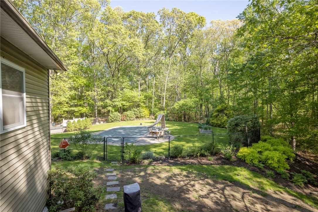 517 Middle Road East Greenwich, RI 02818 - Photo 13 of 39 Gallery Image 13