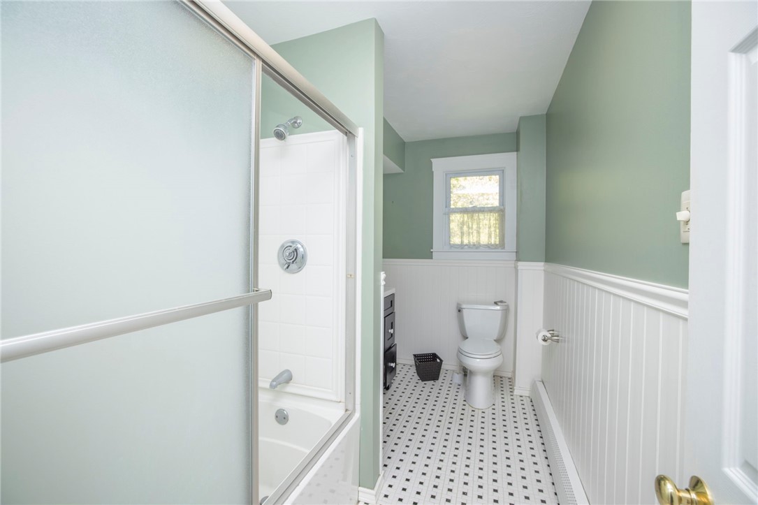 517 Middle Road East Greenwich, RI 02818 - Photo 18 of 39 Gallery Image 18