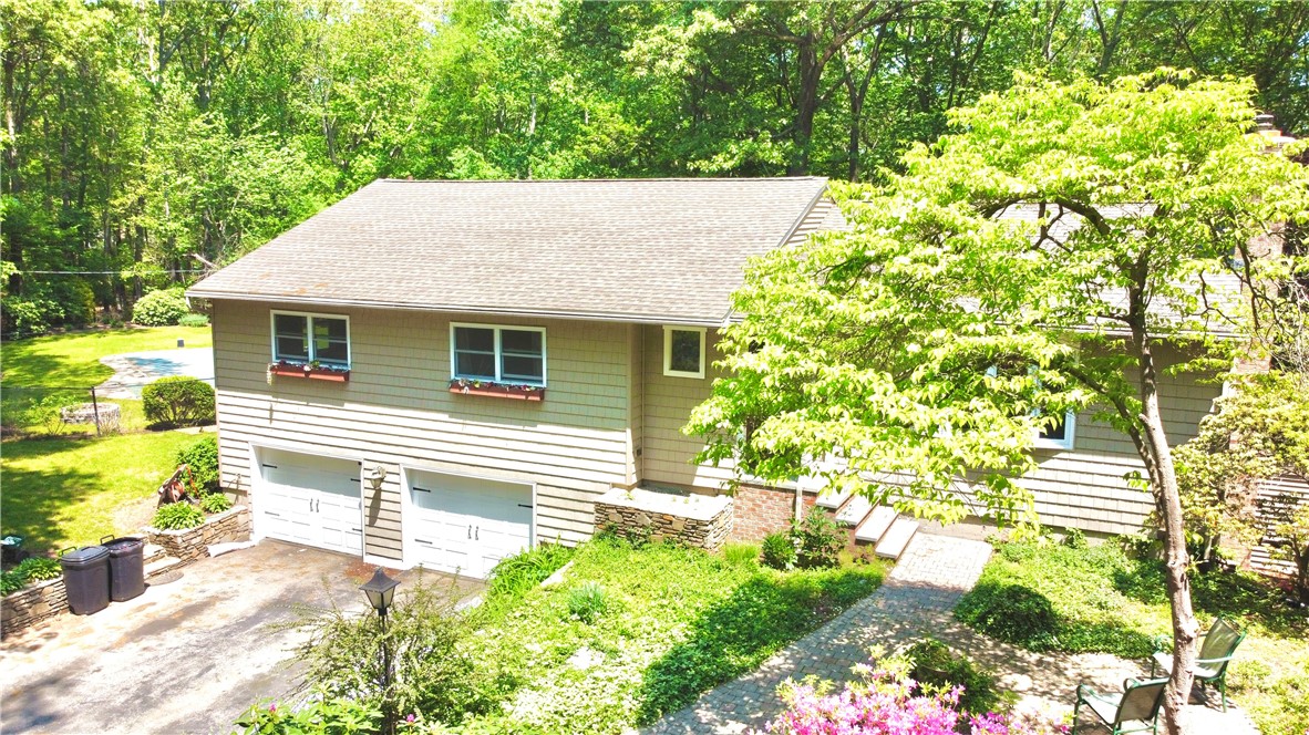517 Middle Road East Greenwich, RI 02818 - Photo 33 of 39 Gallery Image 33
