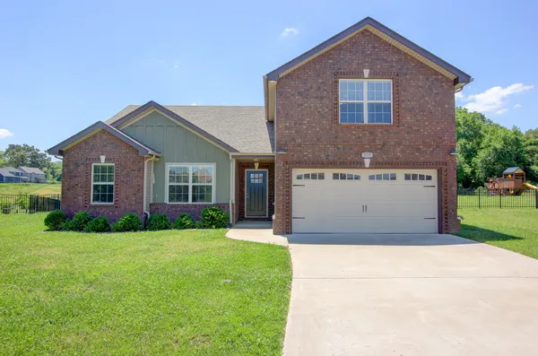 $1,995 | 677 Battery Court, Clarksville, TN 37042