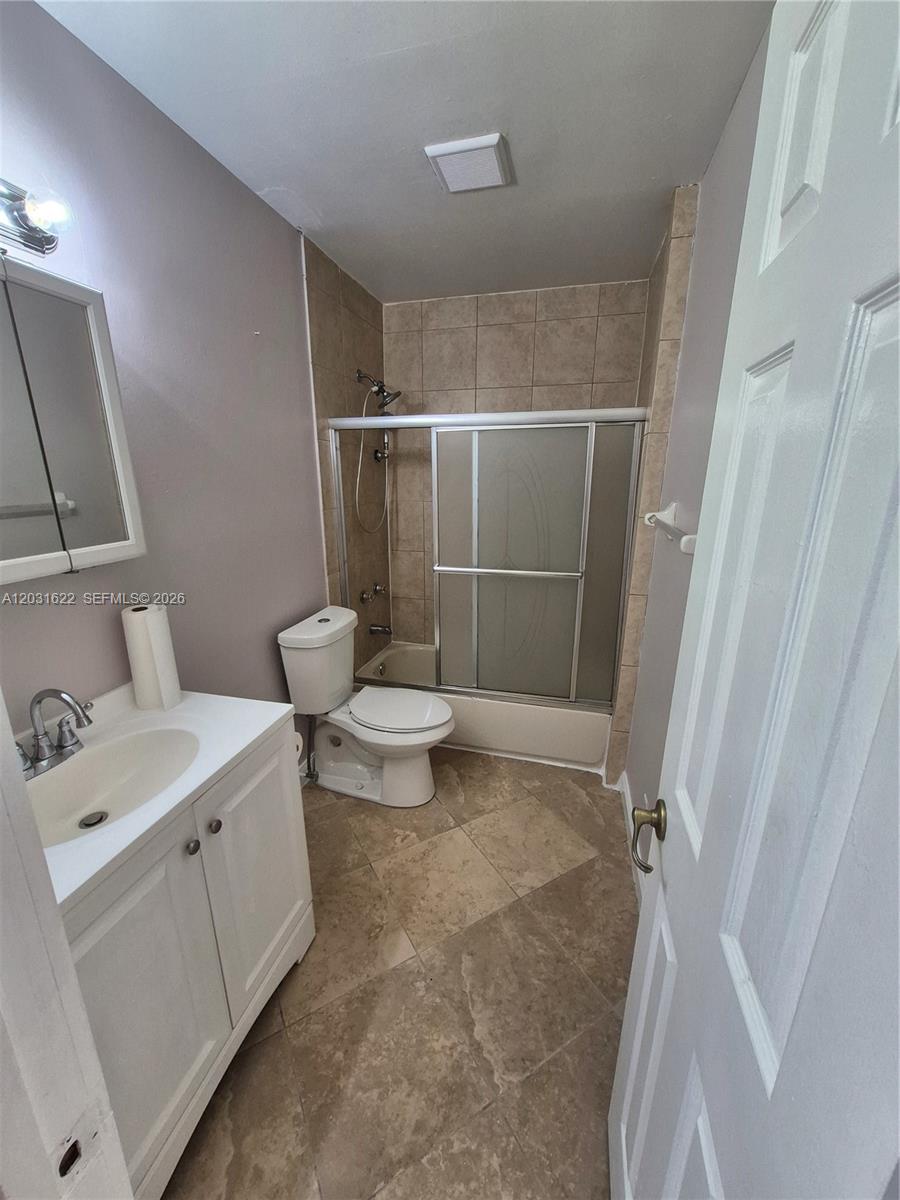5653 Coconut Road, Unit 5653 West Palm Beach, FL 33413 - Photo 7 of 22