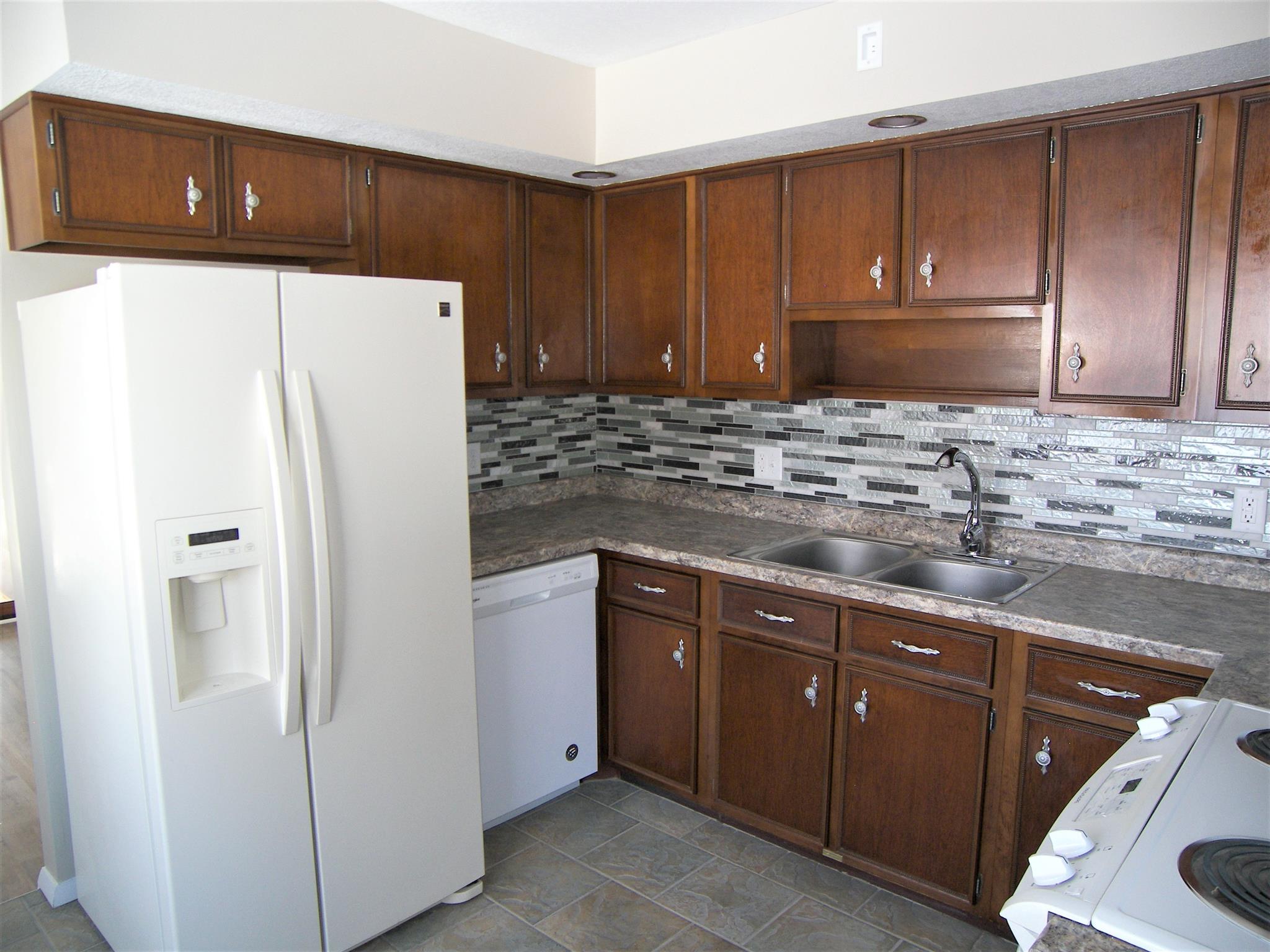 748 West 9th Street Rochester, IN 46975 - Photo 15 of 36 Gallery Image 15