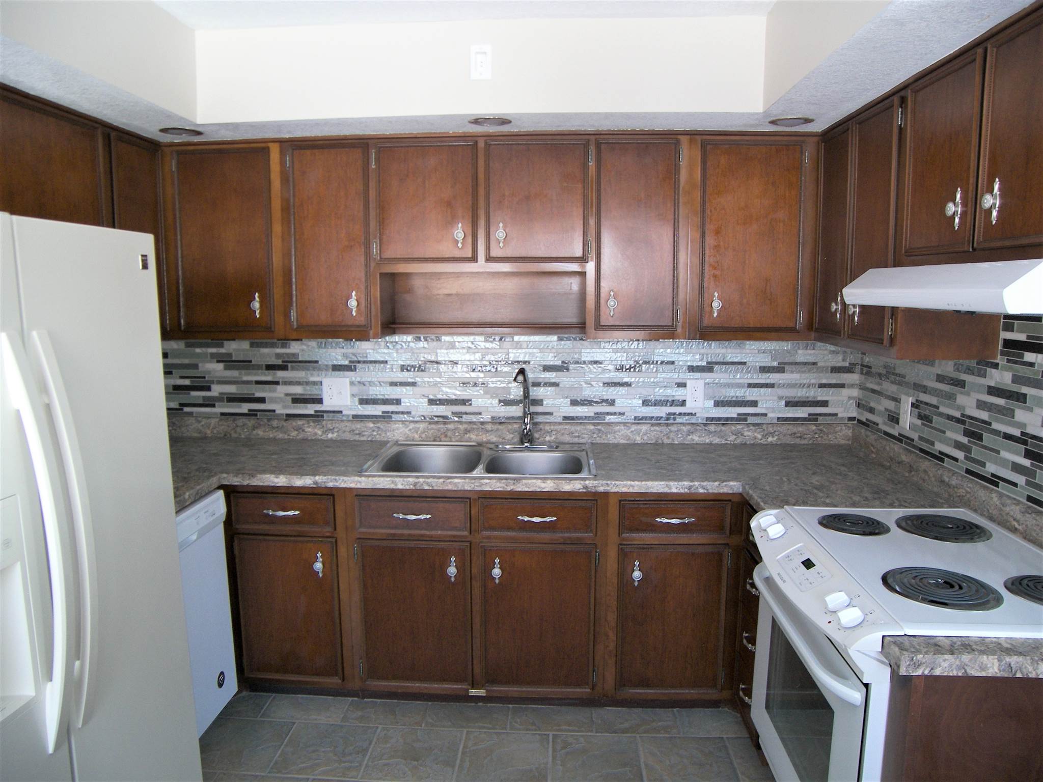 748 West 9th Street Rochester, IN 46975 - Photo 16 of 36 Gallery Image 16
