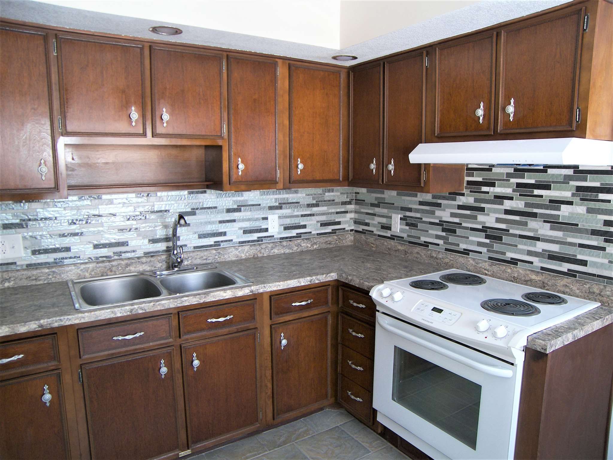 748 West 9th Street Rochester, IN 46975 - Photo 17 of 36 Gallery Image 17