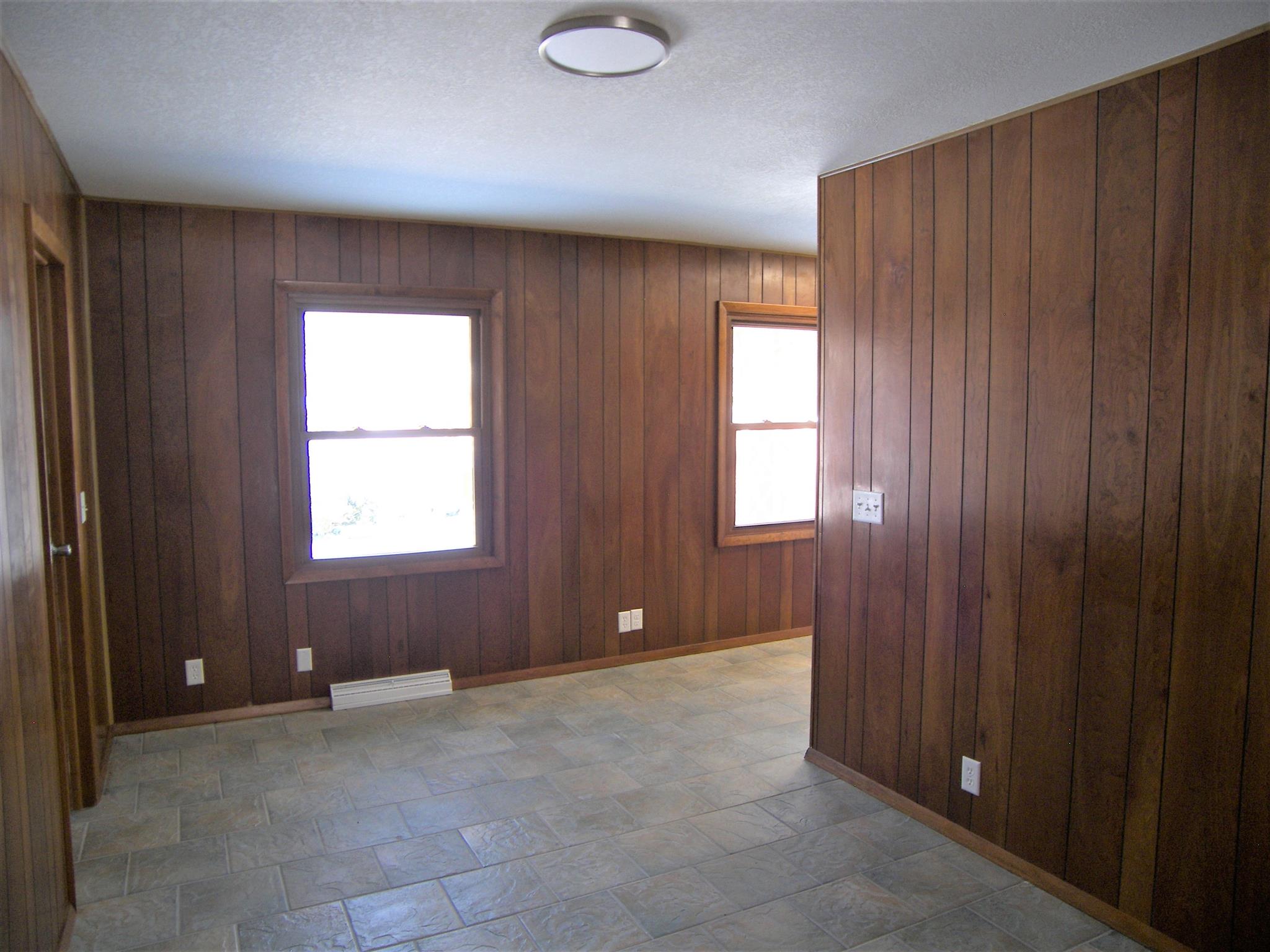 748 West 9th Street Rochester, IN 46975 - Photo 18 of 36 Gallery Image 18