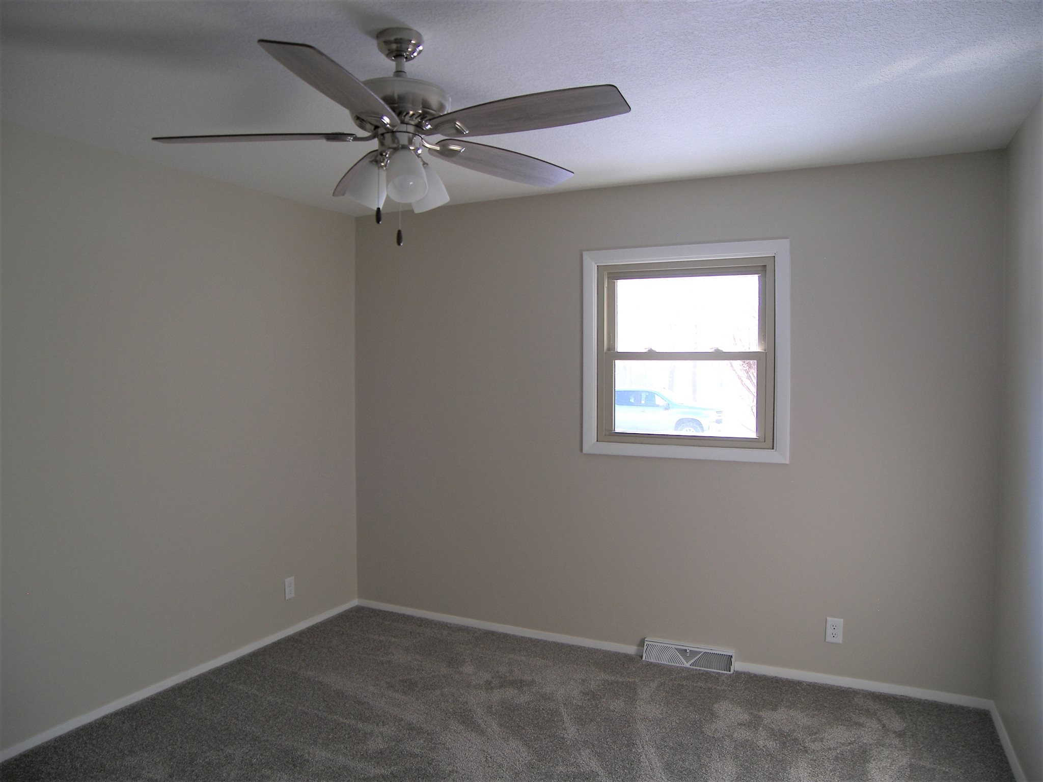 748 West 9th Street Rochester, IN 46975 - Photo 28 of 36 Gallery Image 28