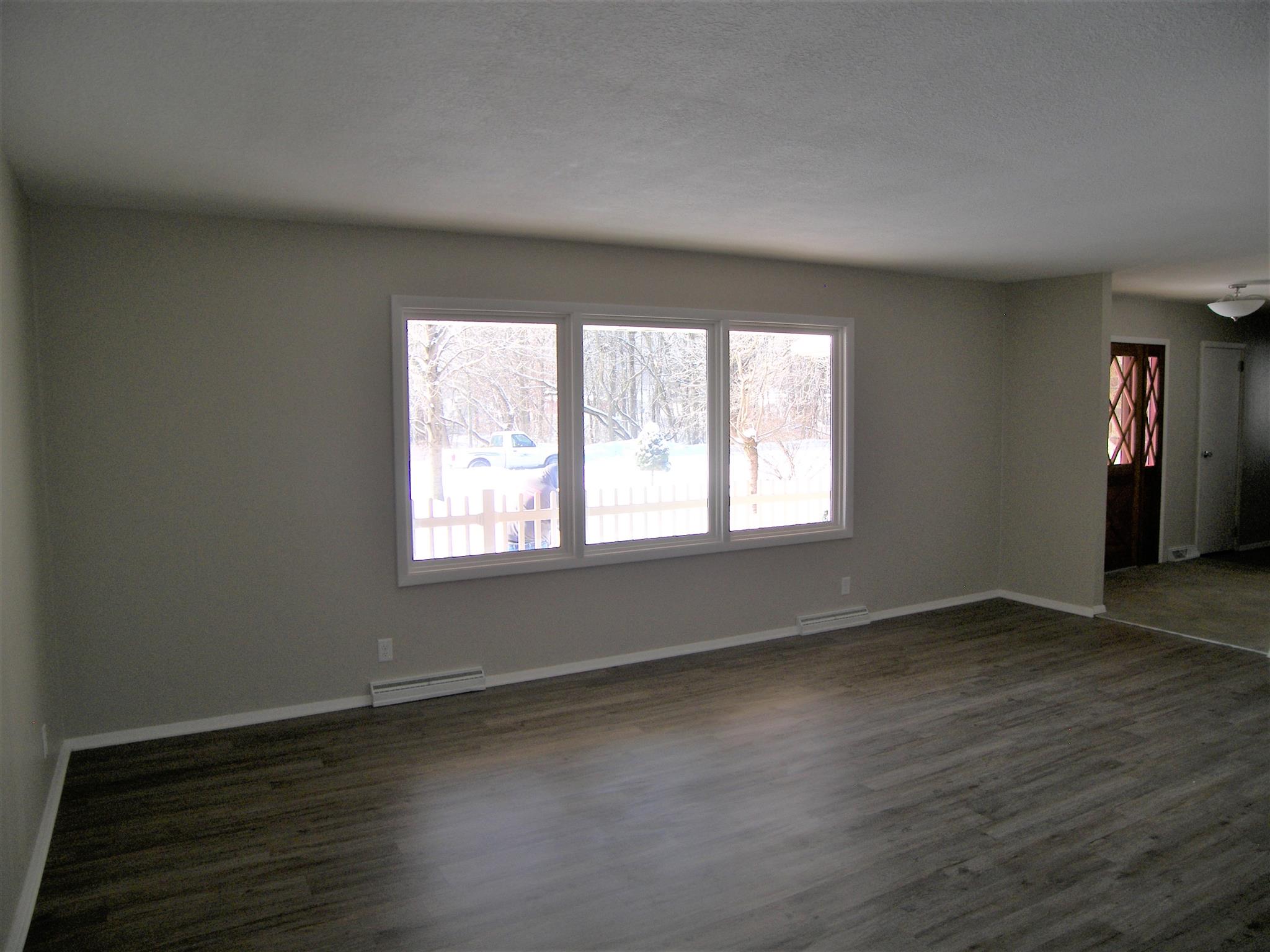 748 West 9th Street Rochester, IN 46975 - Photo 9 of 36 Gallery Image 9