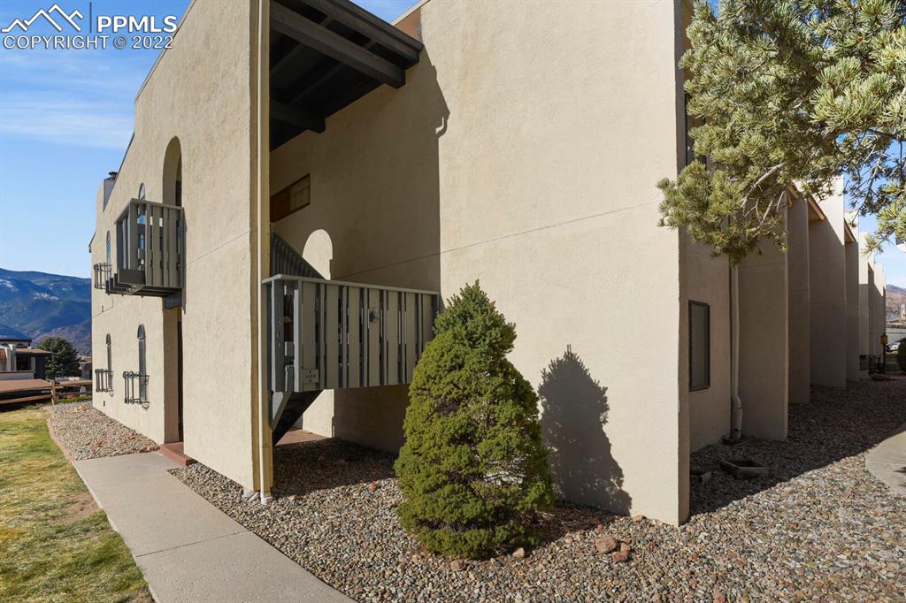 1130 Fontmore Road, Unit C Colorado Springs, CO 80904 - Photo 3 of 27 a view of a back yard