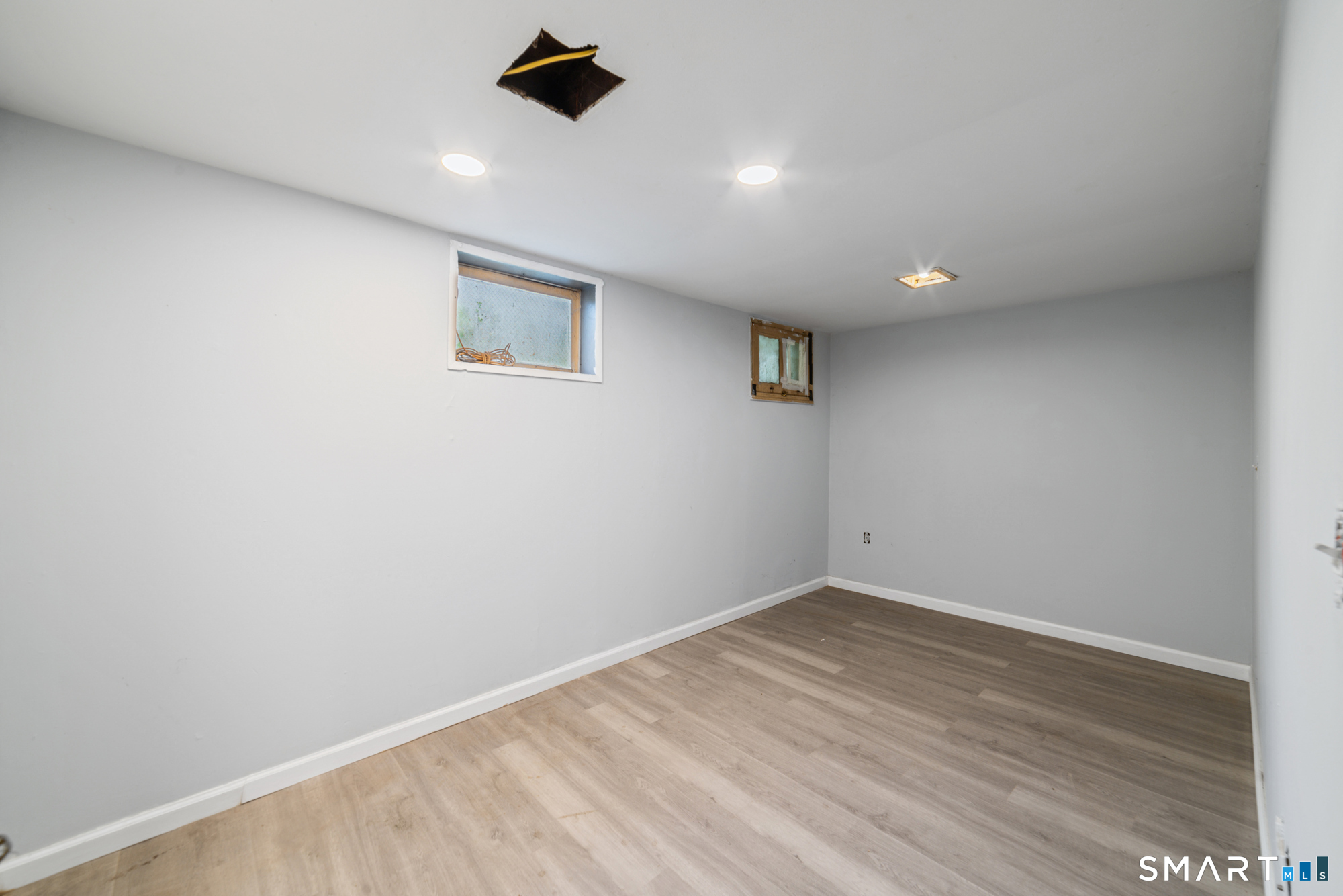 662 Milford Point Road Milford, CT 06460 - Photo 18 of 26