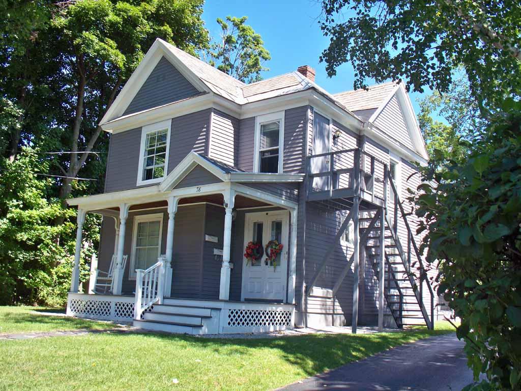 78 East Street Rutland, VT 05701 - Photo 2 of 18