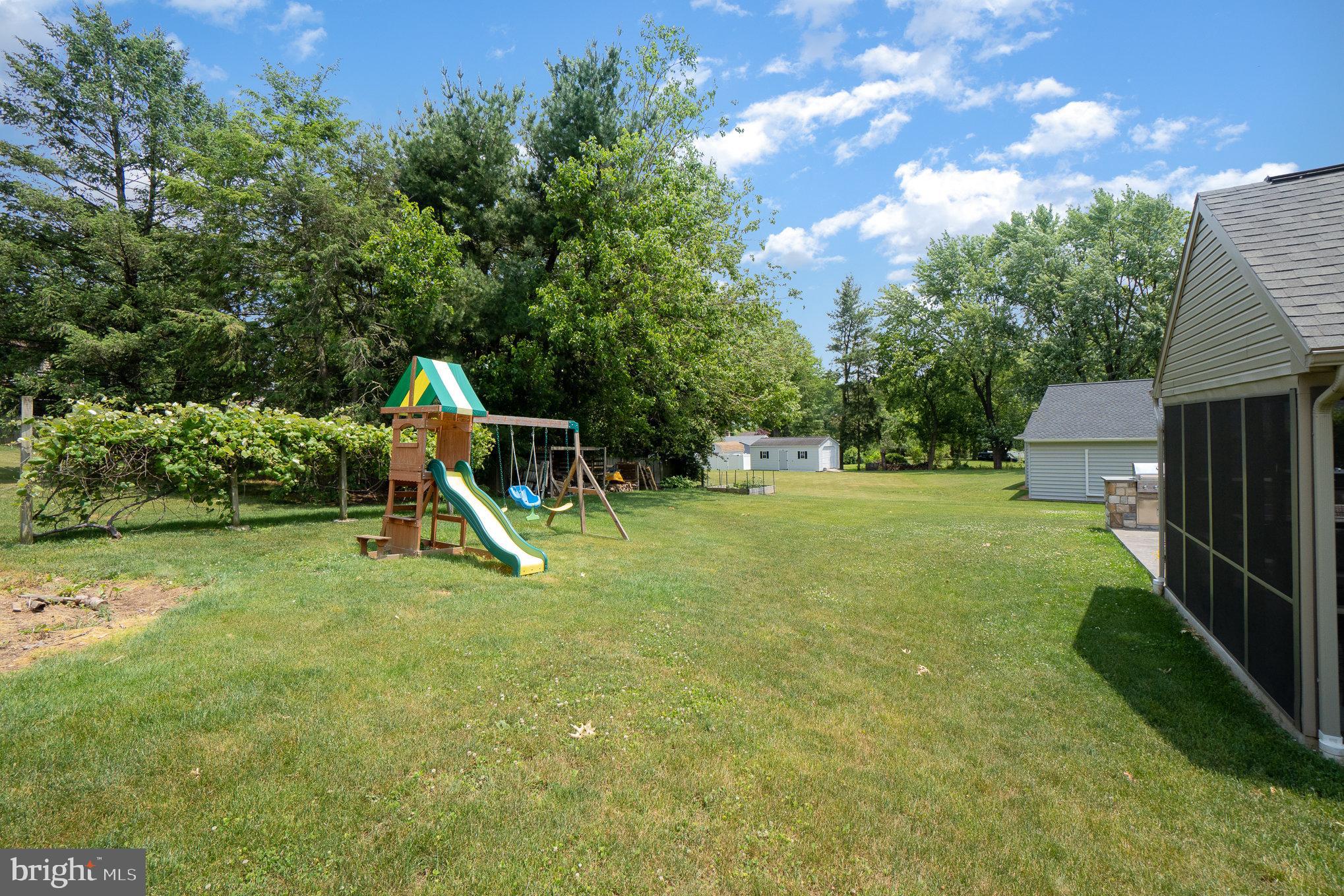 727 Owl Hill Road Lititz, PA 17543 - Photo 4 of 41