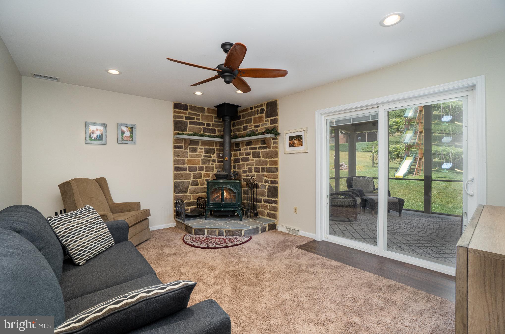 727 Owl Hill Road Lititz, PA 17543 - Photo 9 of 41