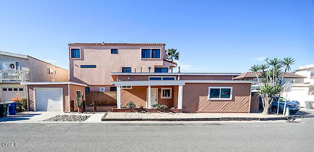 a view of a house with a outdoor space
