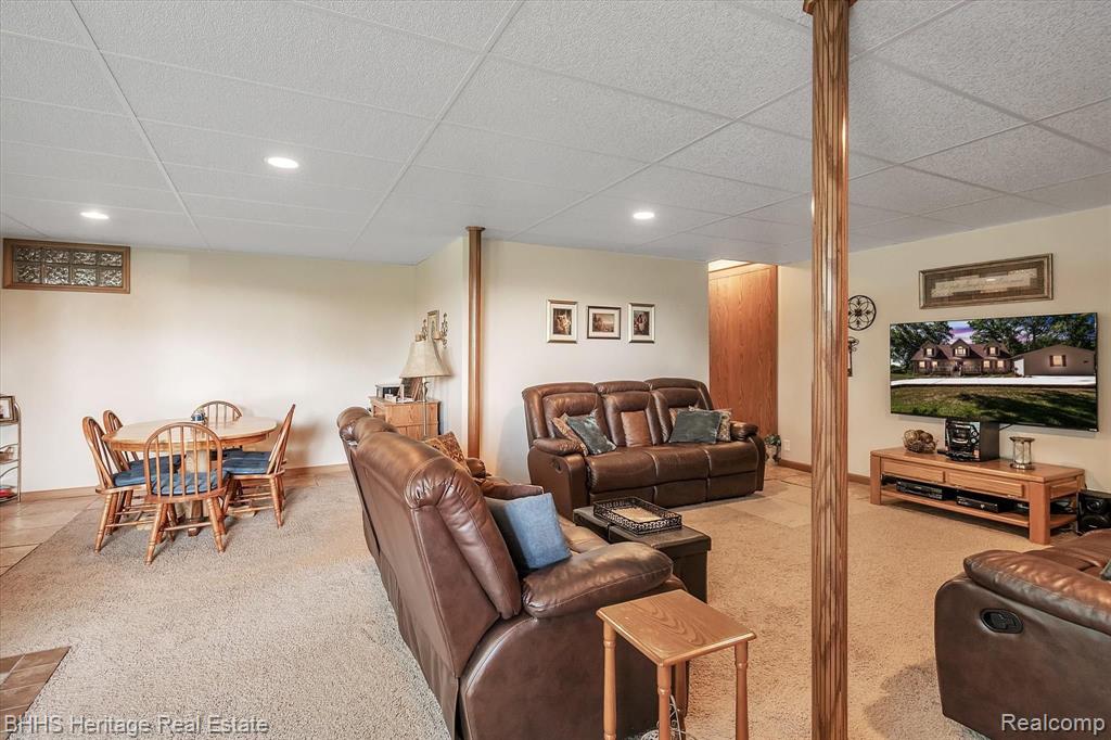 2682 East Maple Road Milford, MI 48381 - Photo 32 of 58 Gallery Image 32