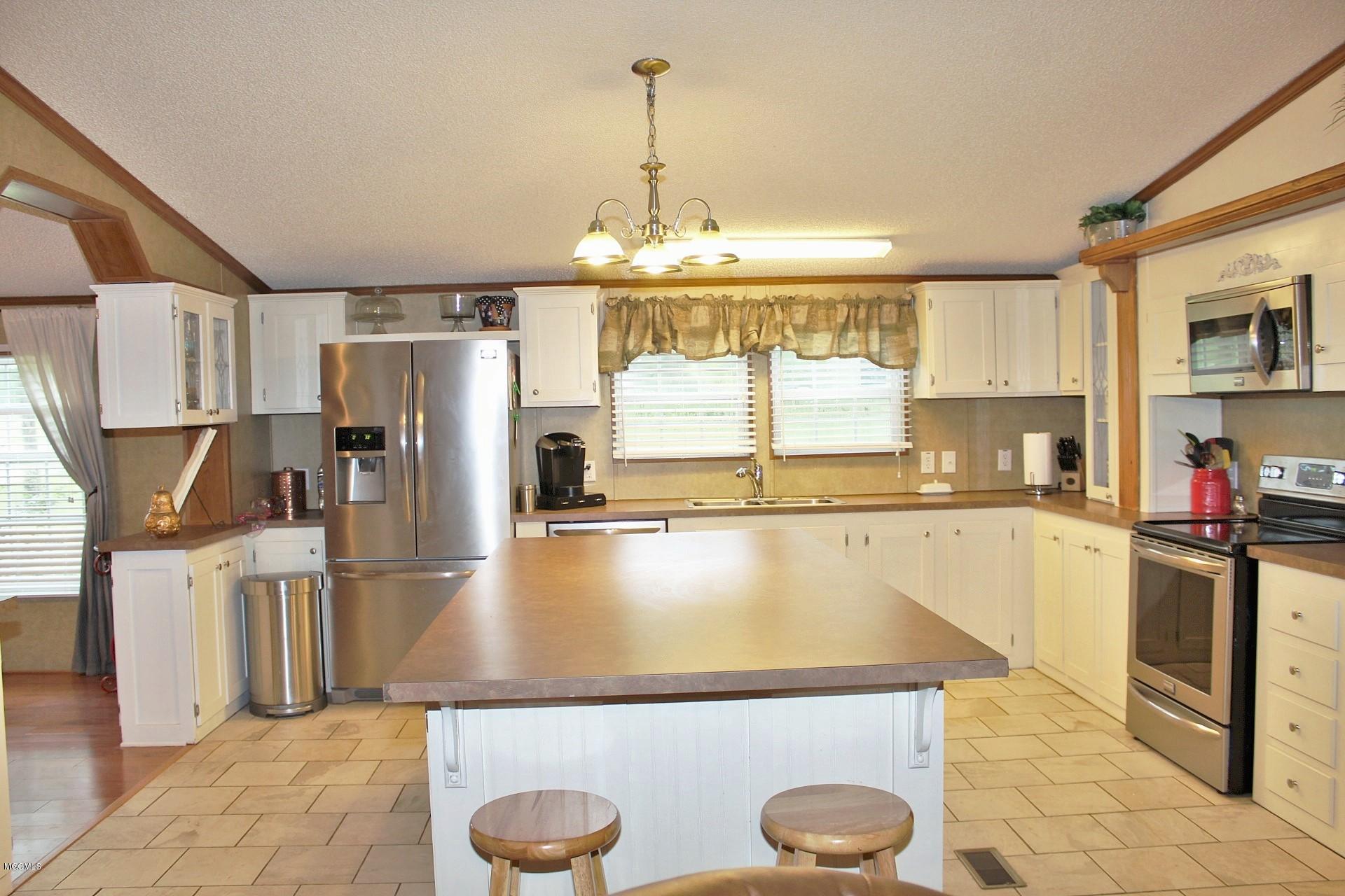 2297 Mt Pleasant Road Lucedale, MS 39452 - Photo 17 of 44 Kitchen (7)