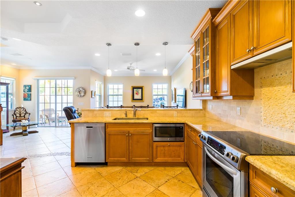 464 Ocean Ridge Way Juno Beach, FL 33408 - Photo 10 of 24 Gallery Image 10