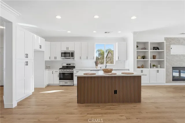 $599,999 | 329 Sparkler Lane, Perris, CA 92571