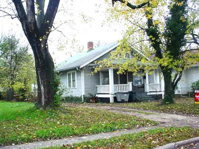 1433 West Poplar Street Springfield, MO 65802 - Photo 1 of 1 Primary Photo