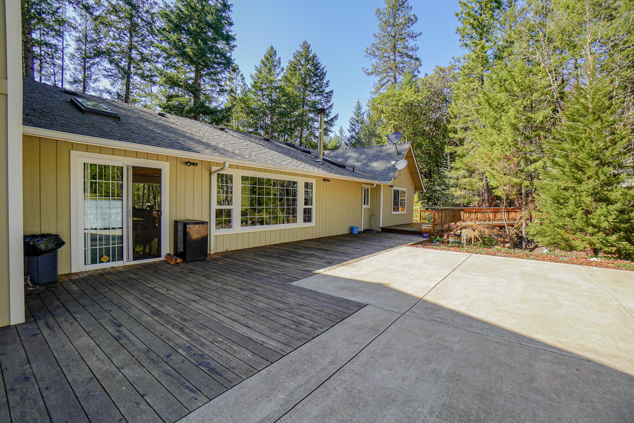 485 Round Prairie Road Wilderville, OR 97543 - Photo 31 of 49 31